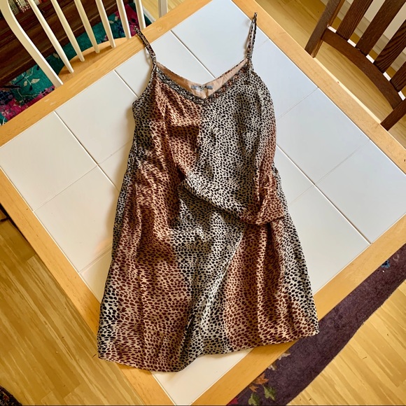 Velvet by Graham & Spencer Dresses & Skirts - Cheetah Print Silk Mini Dress w/ Beaded Neckline
